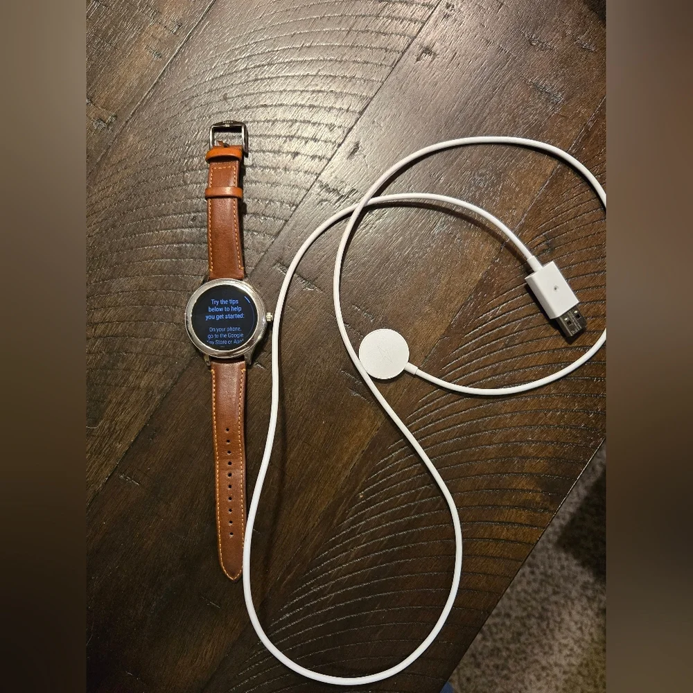 Fossil Smartwatch with Tan Leather Strap